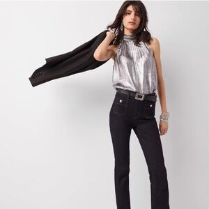 Chic Sleeveless Metallic Blouse